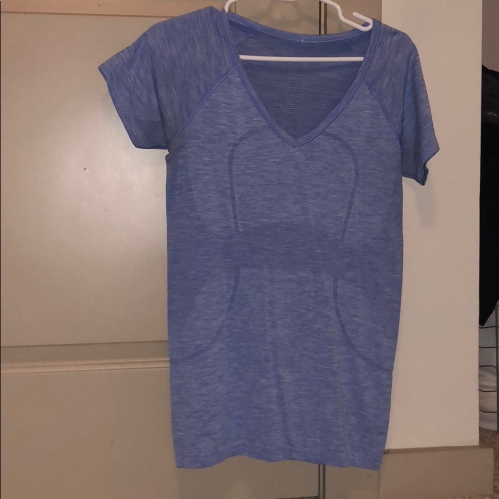 Lululemon top